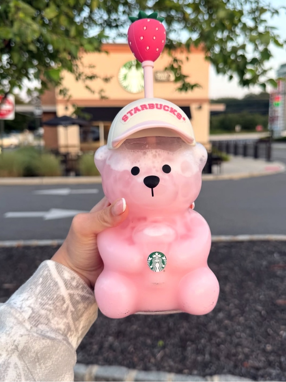 Starbucks Summer 2026 Strawberry Bear Cup- Pink NWT